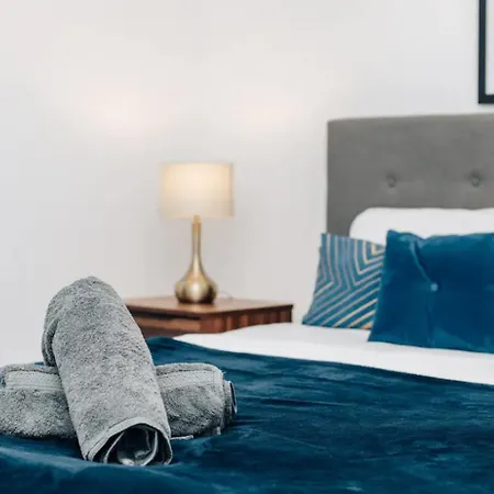 Apartment Luxury 2 Bedroom Apartment, Broad Street Birmingham